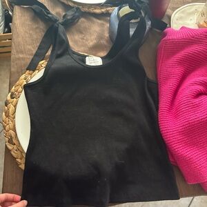 Black Sleeveless Top